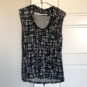 Black and Gray Pattern Sleeveless Blouse